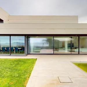  Villa And Sea
